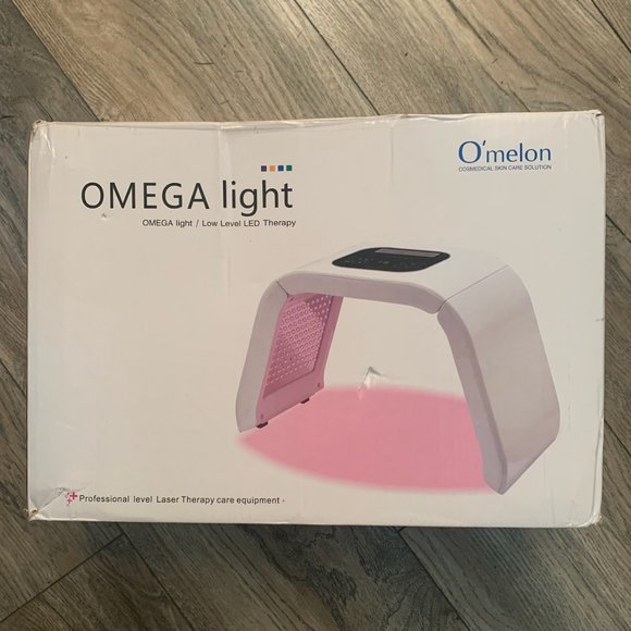 NEW 0'MELON OMEGA LIGHT 4 COLOR LED SKIN CARE SOLUTION - Picture 1 of 8